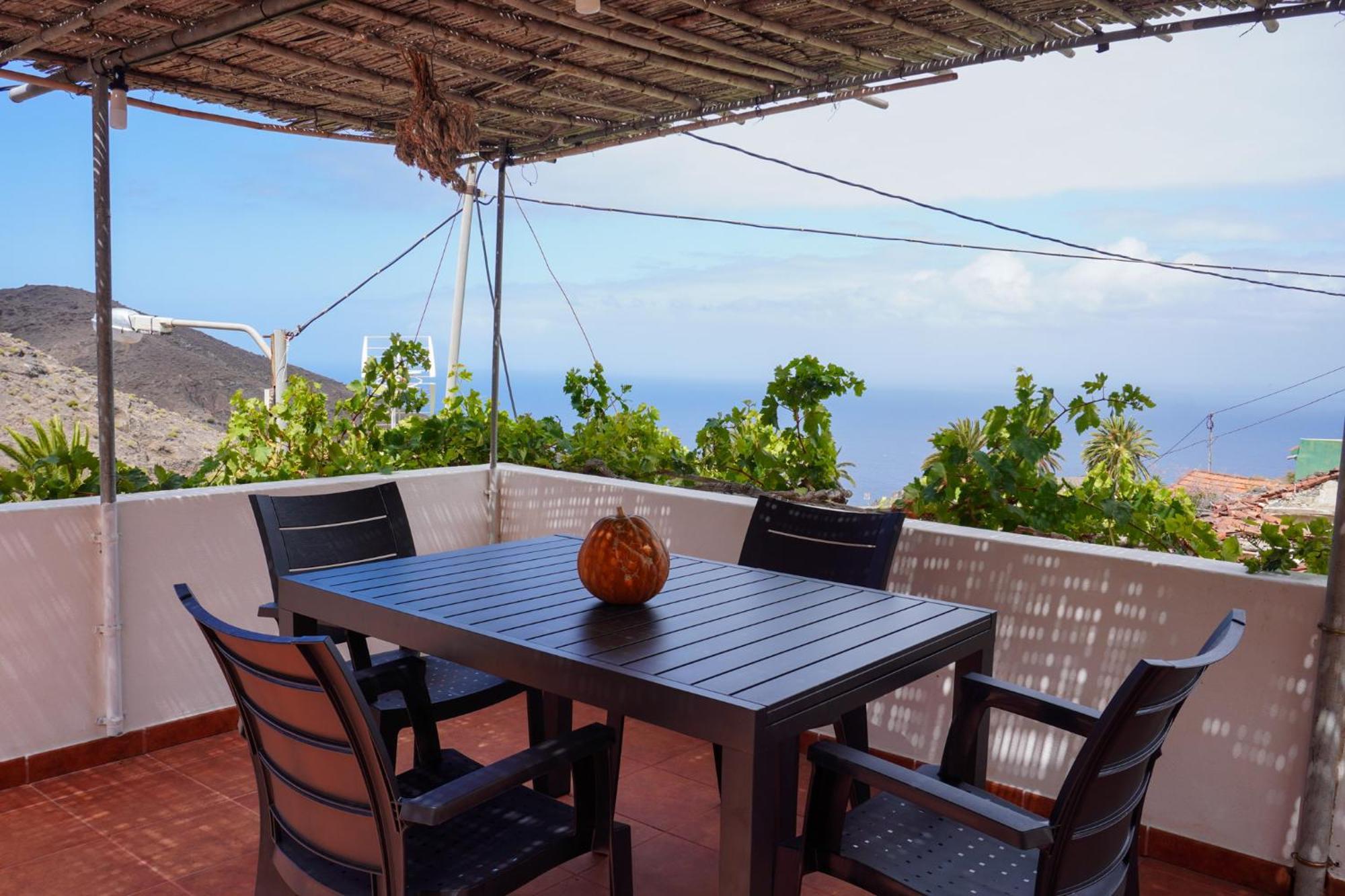Holiday House Casa Argelio Alojera المظهر الخارجي الصورة